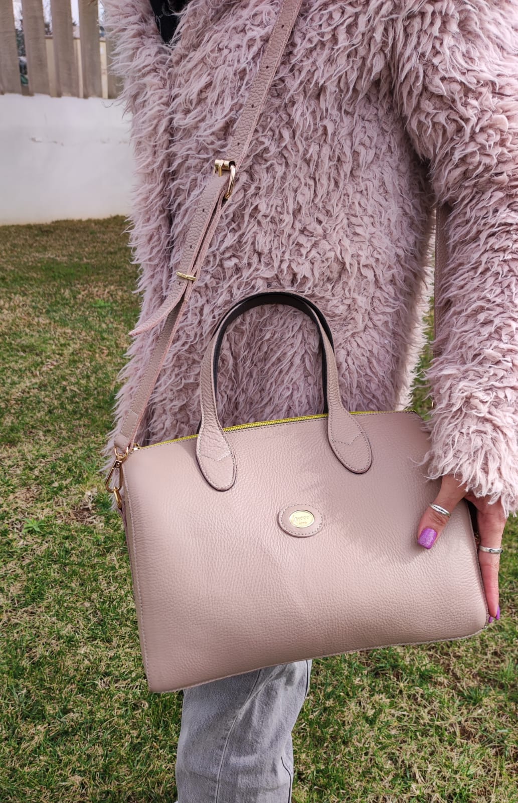 ALESSANDRA - Bauletto - borsa con tracolla in pelle - pelle martellata